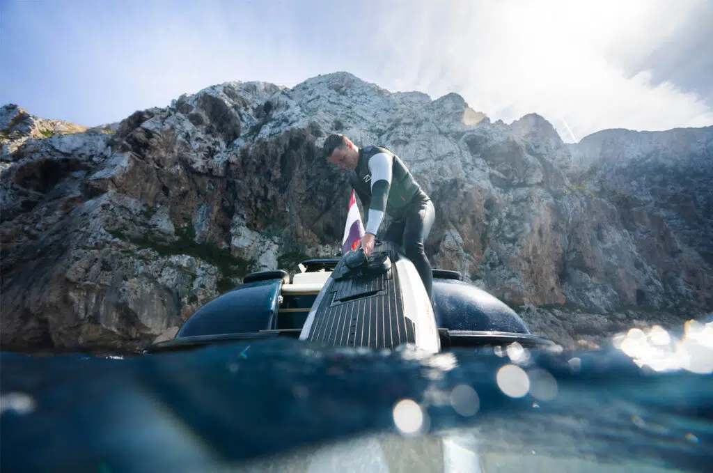 Quels détaillants proposent des essais gratuits ou des démonstrations de surfs électriques ?